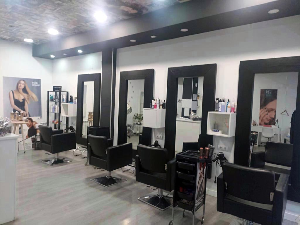 salon de peluquería - peluquería enredat